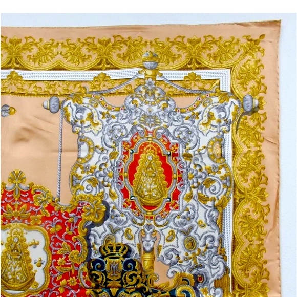 LOEWE $650 LikeNew 100% SILK SCARF in envelope - Picture 4 of 10